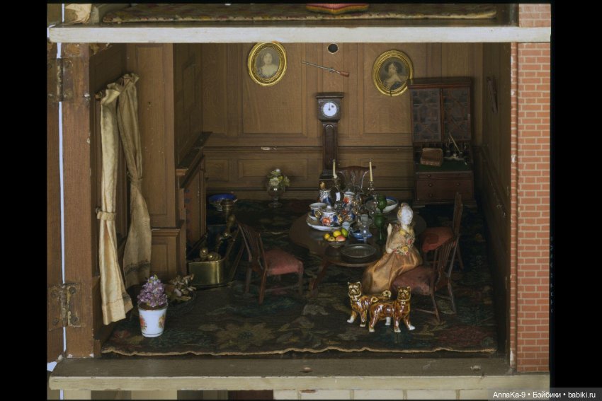 Антикварные домики — Антикварные куклы Mignonette (Миньонетта): карманные