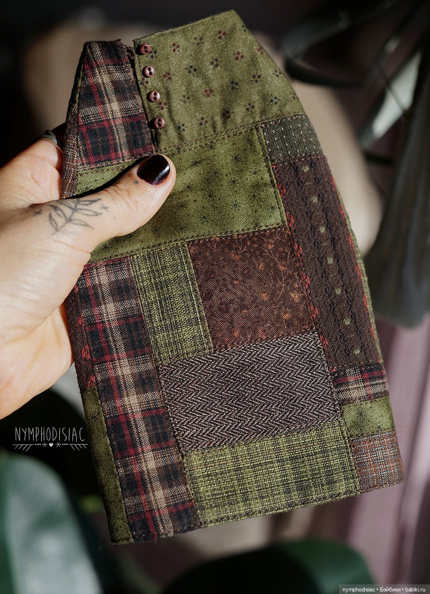 Наряд с зеленой лоскутной юбкой (фото 7)