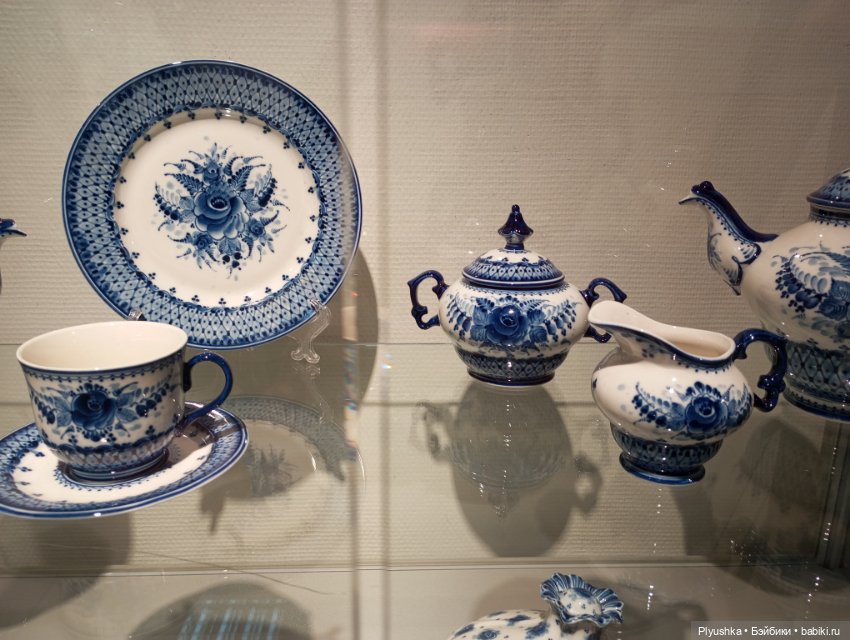 Таллула на выставке Гжели