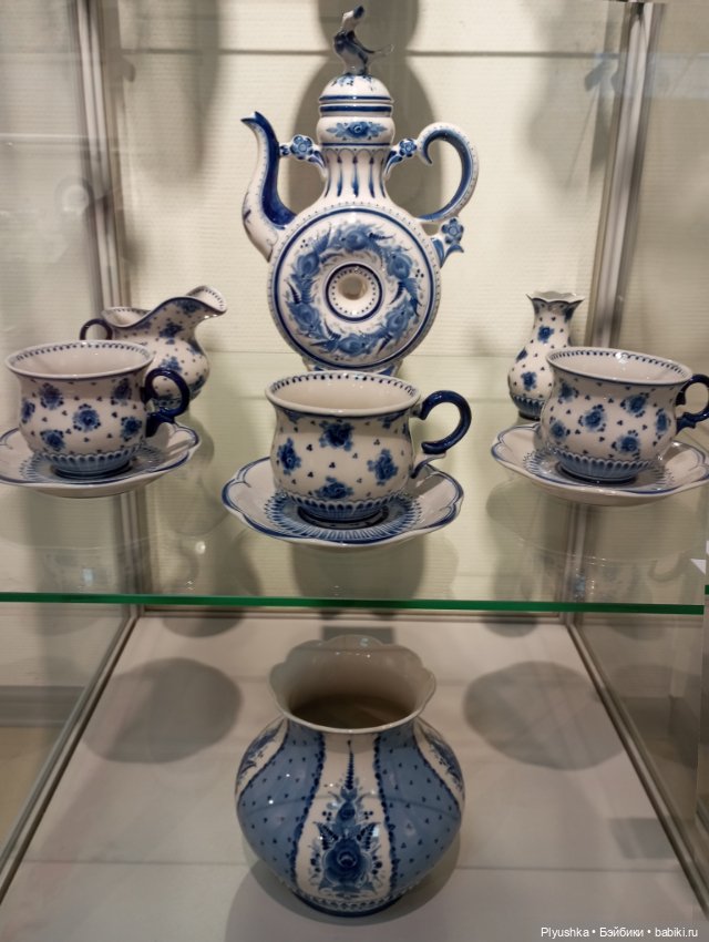 Таллула на выставке Гжели