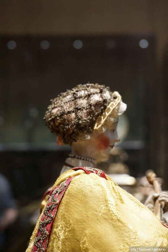 Механическая кукла испанского происхождения (фото 2)
