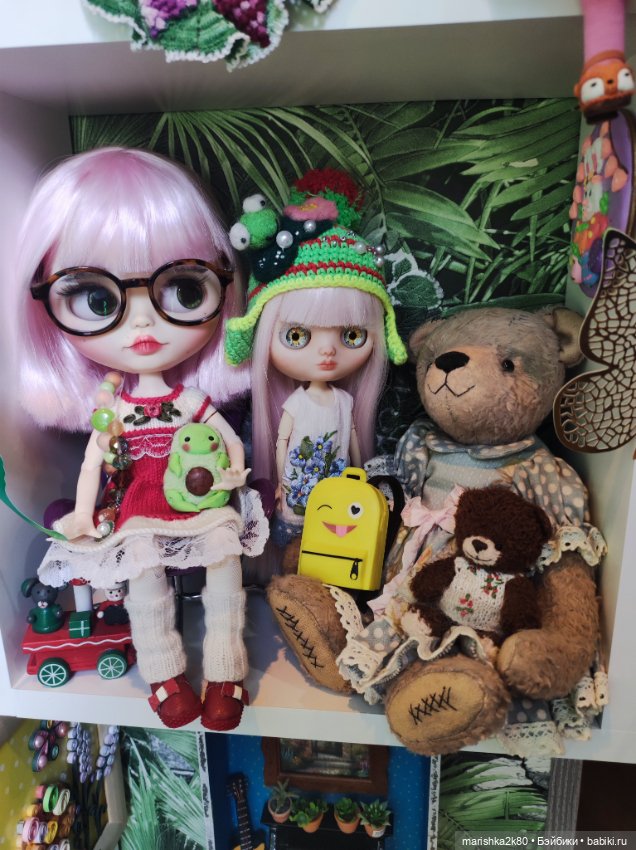 Сборная солянка — Коллекции игровых кукол (Playline): фото полок