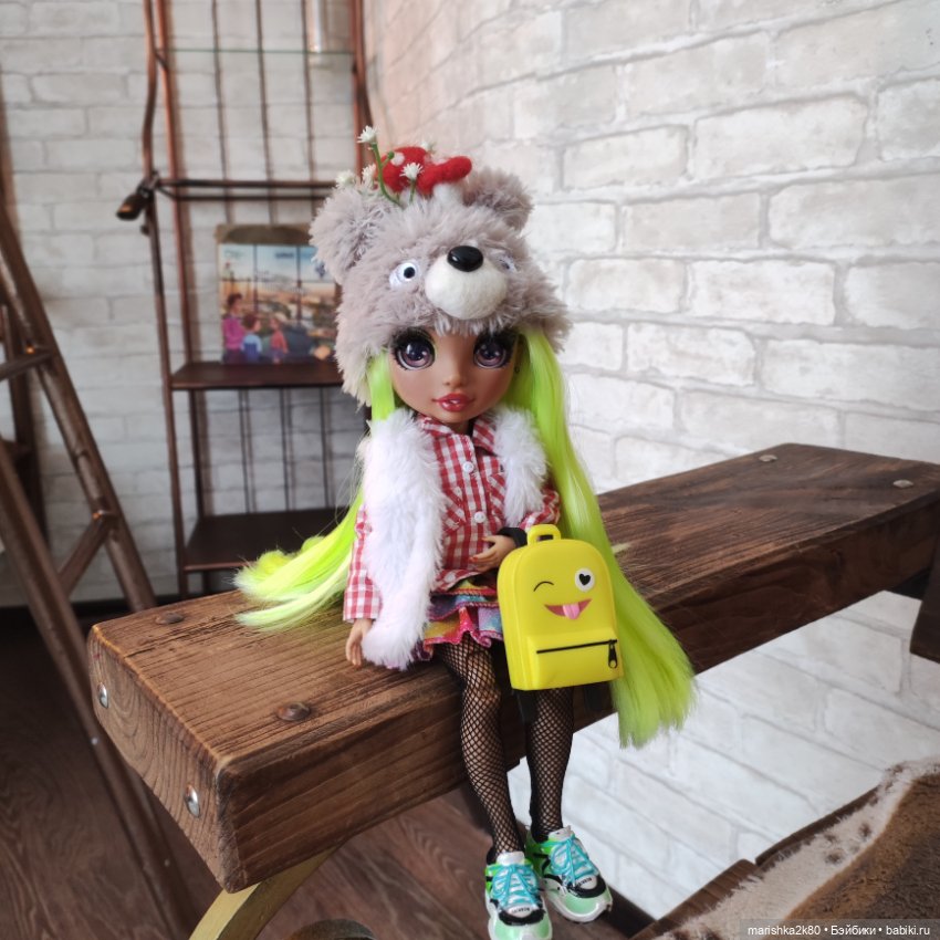 Сборная солянка — Коллекции игровых кукол (Playline): фото полок (фото 6)