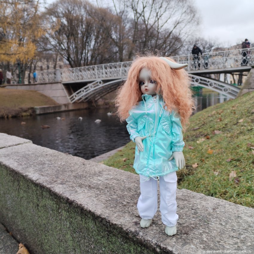 Зайка Флинт гуляет по Питеру) (фото 6)