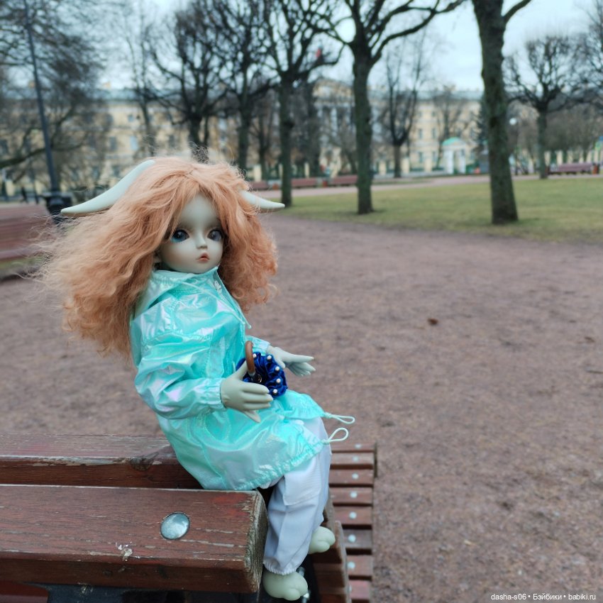 Зайка Флинт гуляет по Питеру) (фото 9)