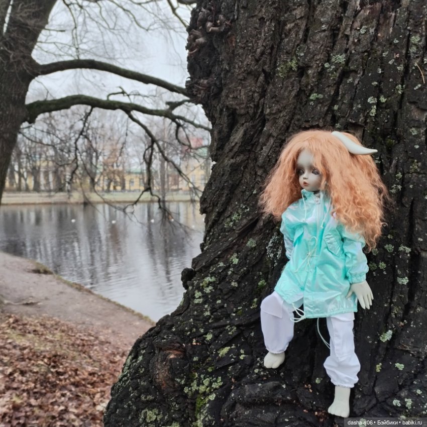 Зайка Флинт гуляет по Питеру) (фото 4)