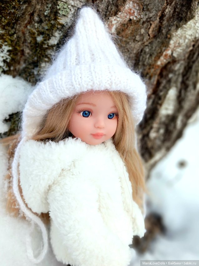 Вместе весело шагать... по сугробам... 😂