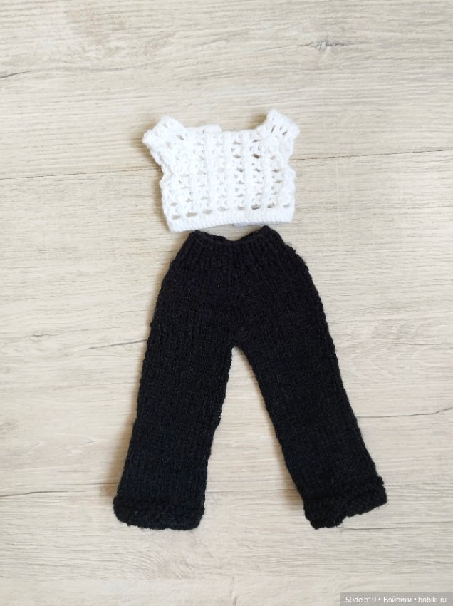 Зеленеет травка в феврале