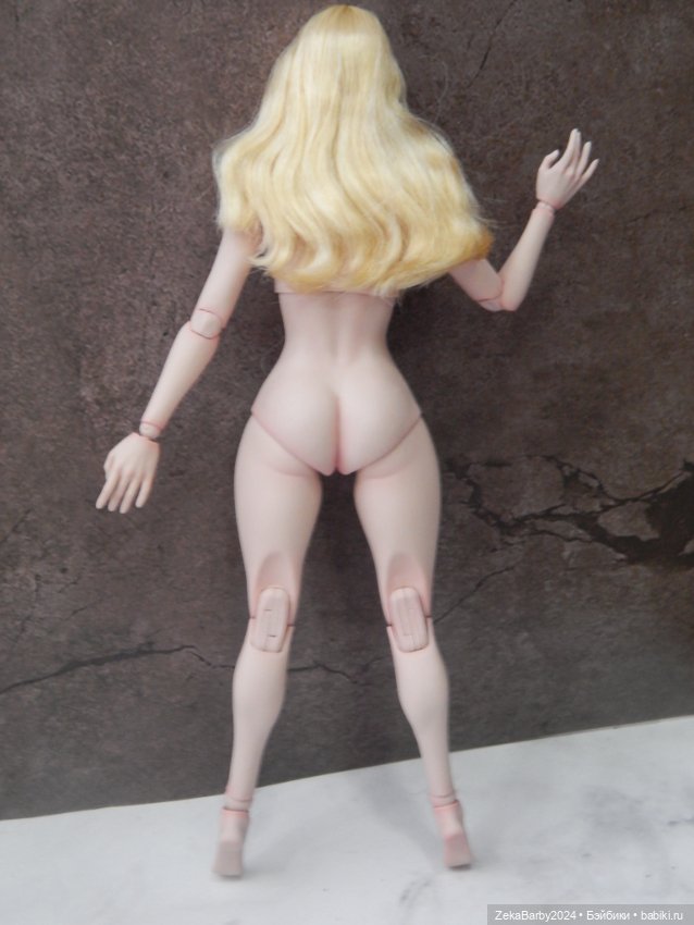 Она приехала — Коллекционные экшн