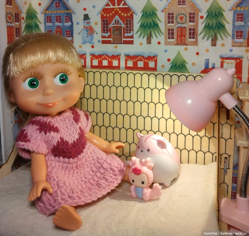 Вечером Маша играет — Куклы Маша и Медведь (Simba): Маша в кармашке (фото 2)