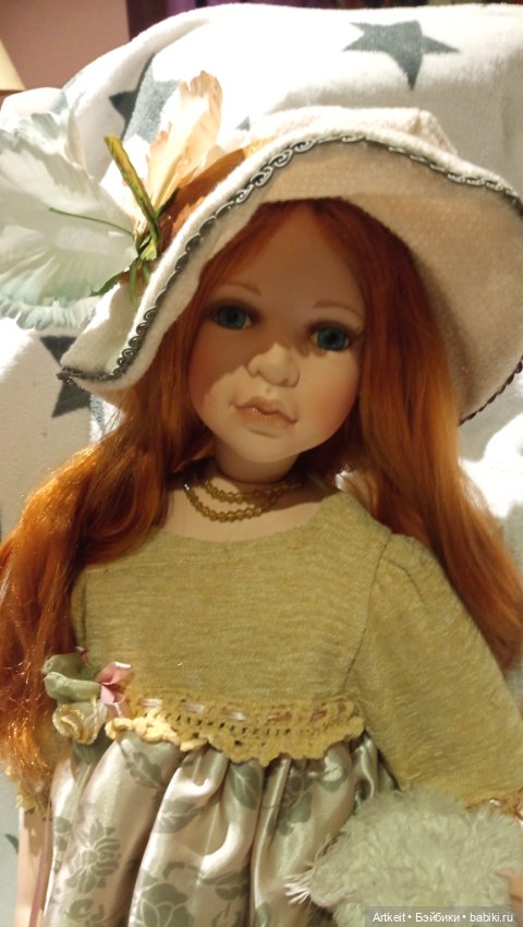 Дедушка продал мне эти куклы