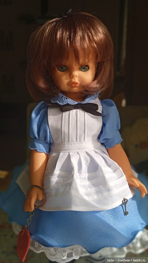 Новая жизнь старых кукол. Алиса. Очень странная история