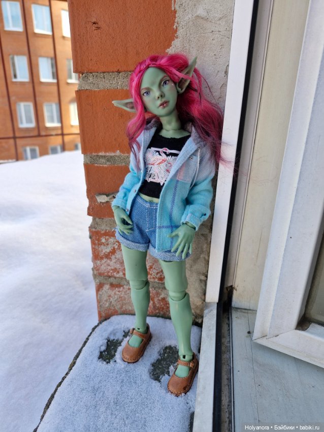 Новые девочки в полиуретане. Милахи (фото 4)