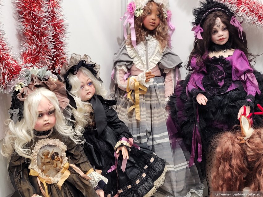 Небольшие куколки и обзорные фото с выставки