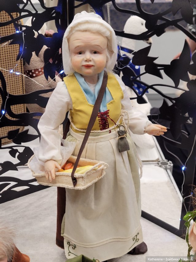 Небольшие куколки и обзорные фото с выставки