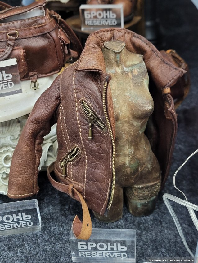 Небольшие куколки и обзорные фото с выставки