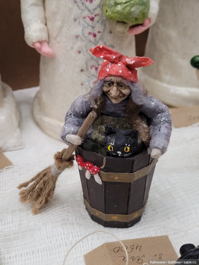 Небольшие куколки и обзорные фото с выставки