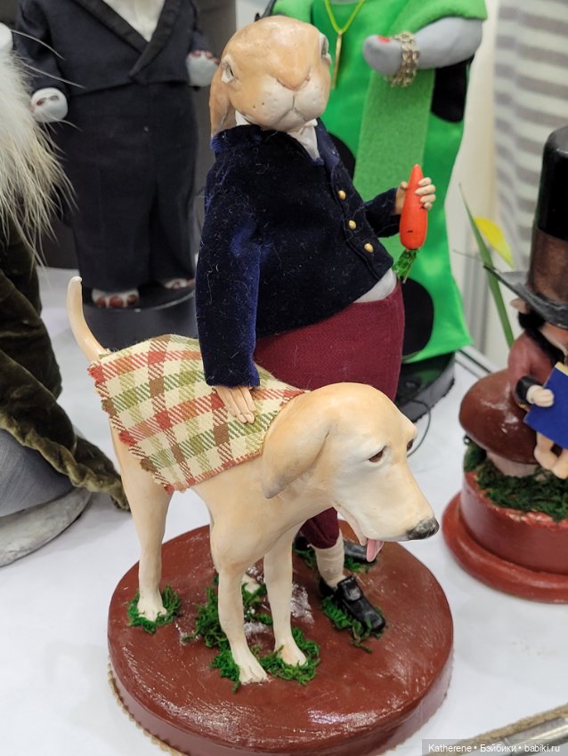 Небольшие куколки и обзорные фото с выставки
