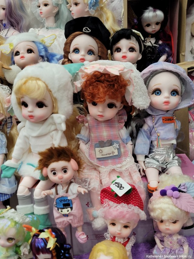 Небольшие куколки и обзорные фото с выставки