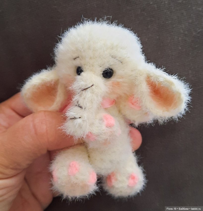 Белый Слоник — Вязаные игрушки и амигуруми: крючком (фото 5)
