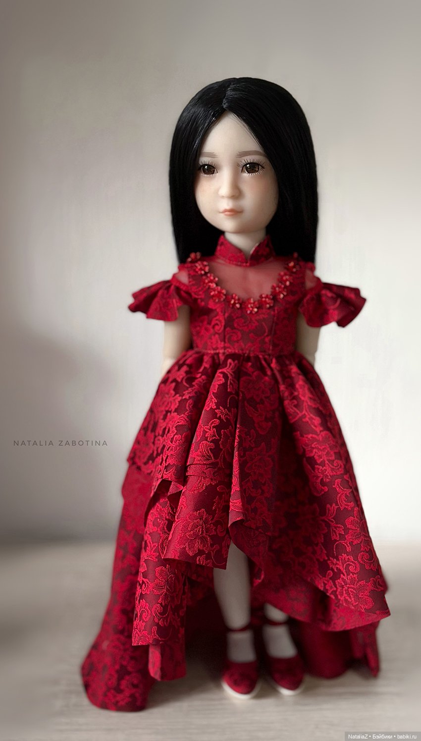 Руби Ред — Талла (образы)