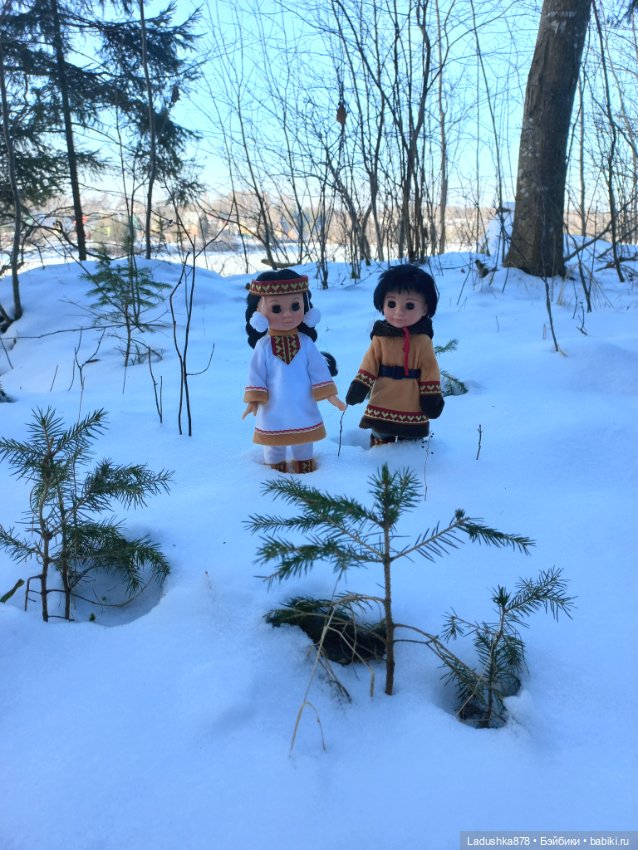 Северяне от "Весны" на прогулке