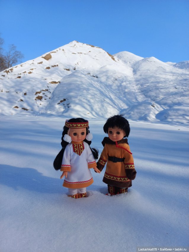 Северяне от "Весны" на прогулке