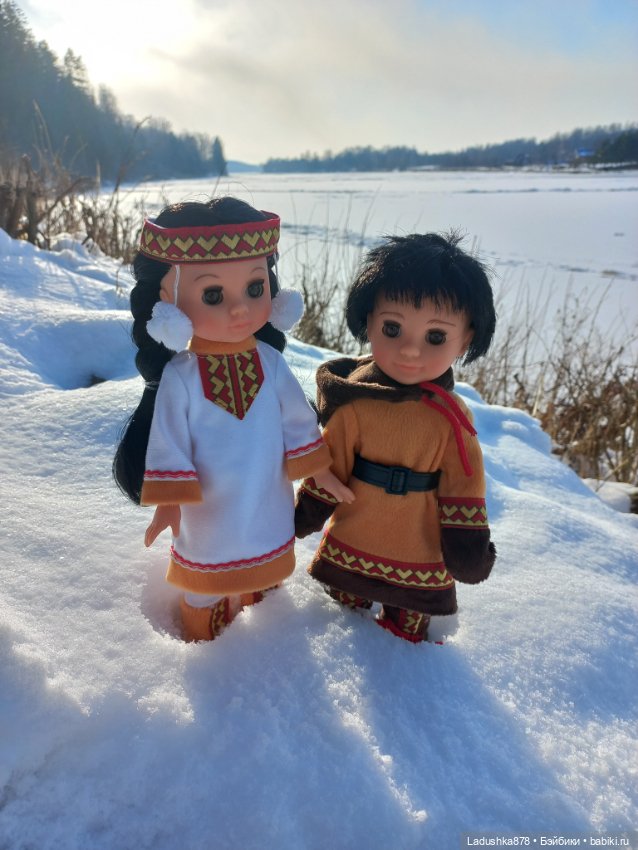 Северяне от "Весны" на прогулке