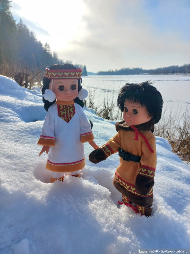 Северяне от "Весны" на прогулке