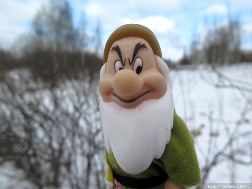 Внезапные жители в деревне у Маяка