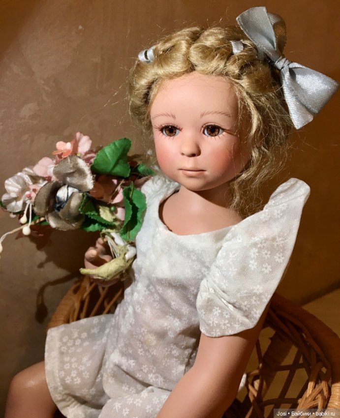 Jule и Lilian из коллекции 2005 от Gabriele Muller