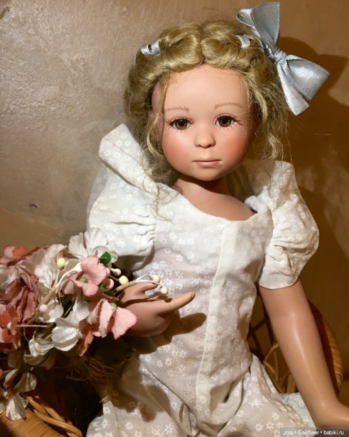 Jule и Lilian из коллекции 2005 от Gabriele Muller