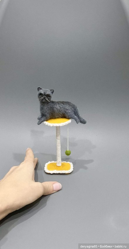 Котик — Валяные игрушки из шерсти: сухое валяние