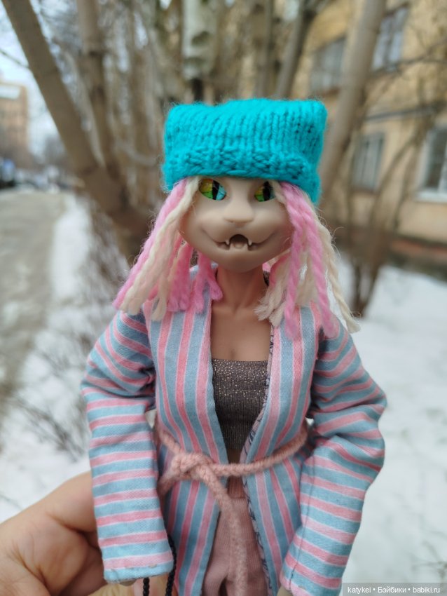 Влезет ли Теган в чехол от фена (фото 9)