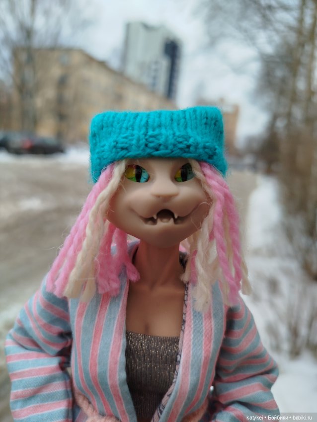 Влезет ли Теган в чехол от фена (фото 7)