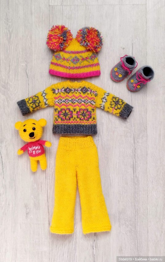 Яркий вязаный костюм для куклы паола рейна (фото 8)