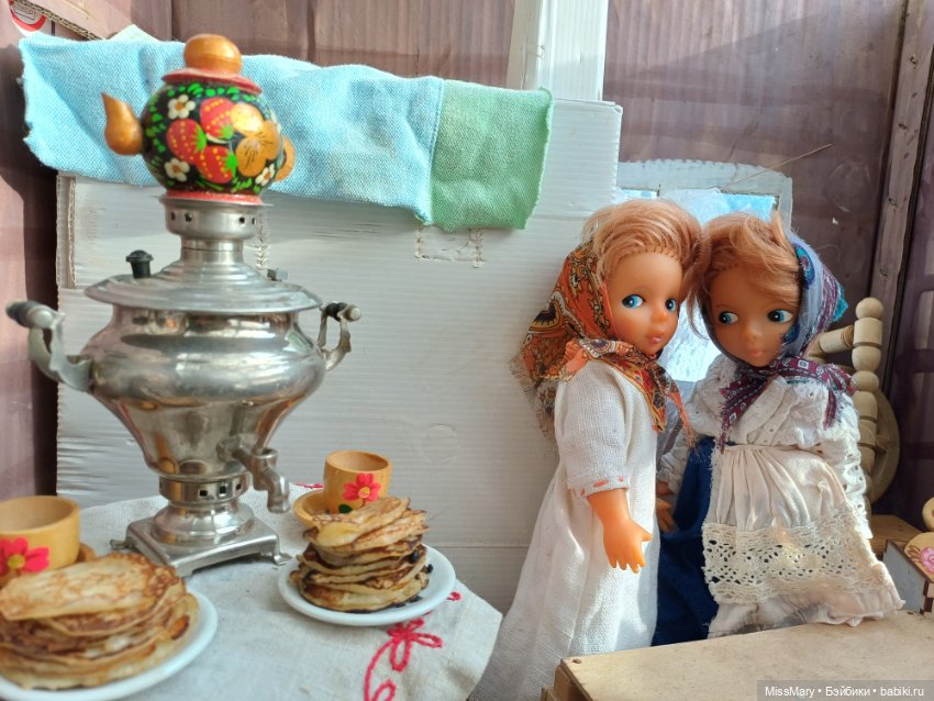 Как три сестры Масленицу отмечали