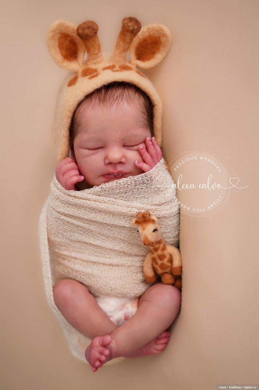 Lovan скульптора Cassie Ann, автор прототипа Alexa Calvo