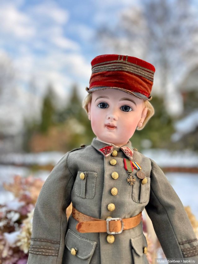 Идет солдат по улице — Антикварные куклы Jumeau (Жюмо): Tete Jumeau