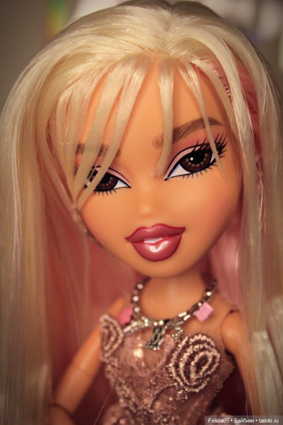 У меня появилась Bratz!) Karol G (фото 3)