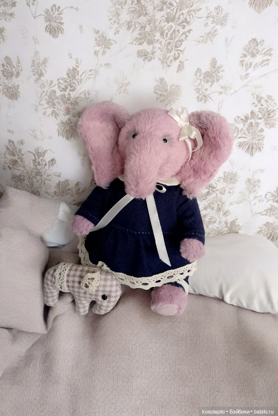 Маленькая инфанта Амелия 🤗 (фото 4)