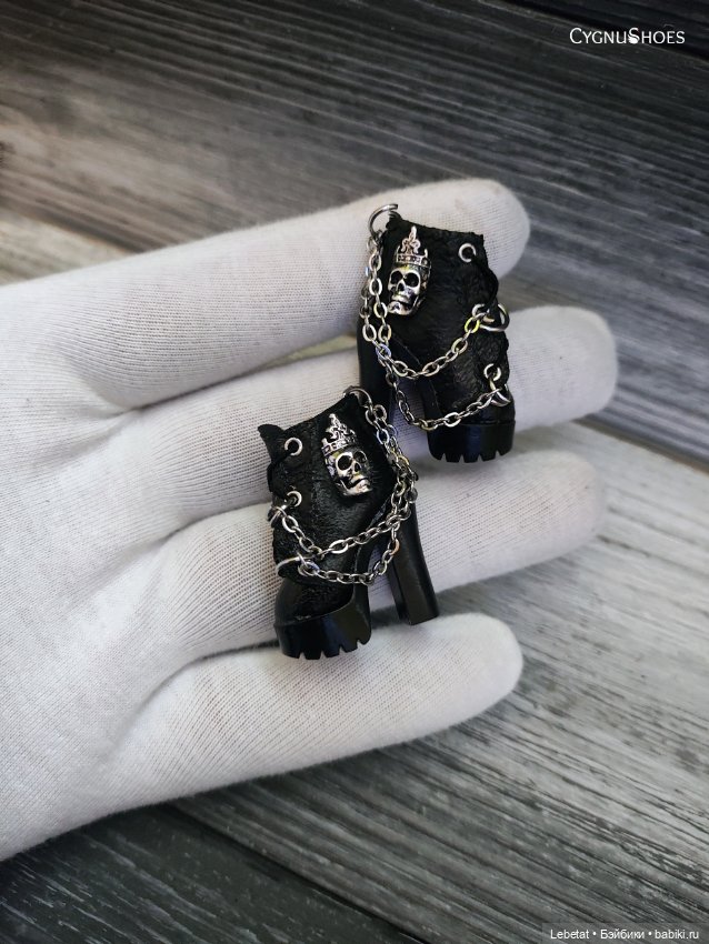 Цепи, цепи..кольца,кольца..и шипы :)