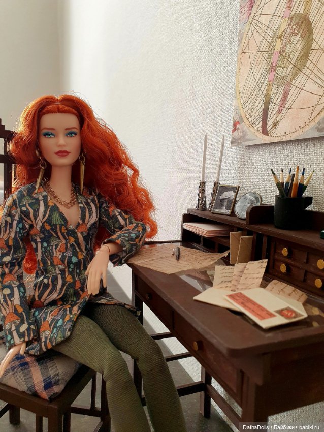 Что сделать из обрезков фанеры? Конечно набор мебели для кабинета