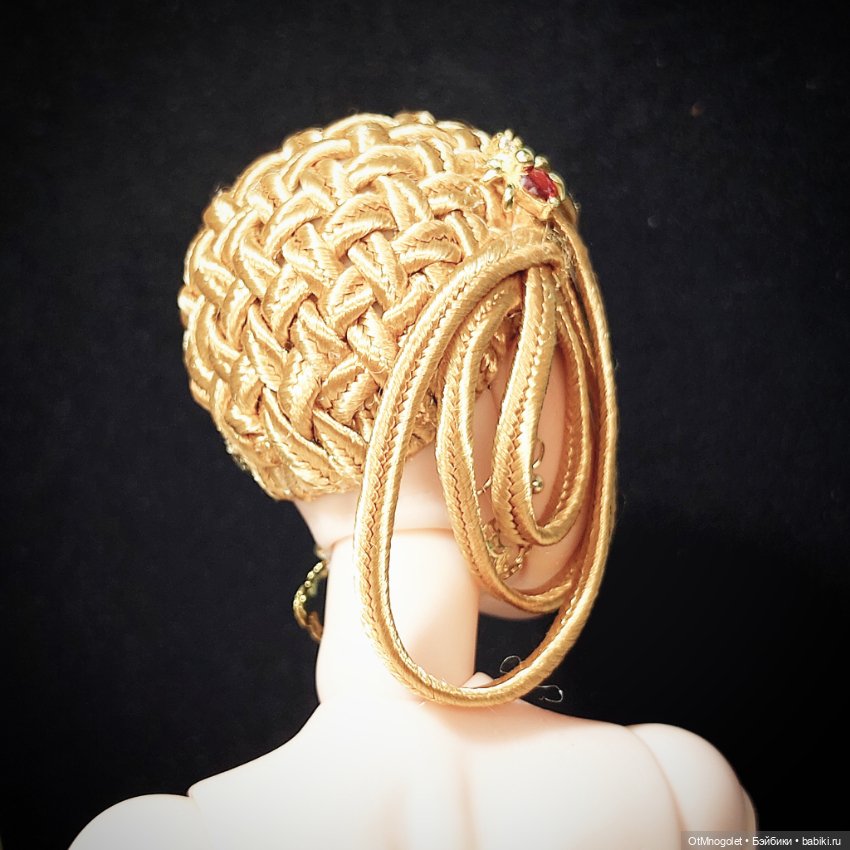 Парик "Золотой полоз" Ot Mnogolet (фото 10)