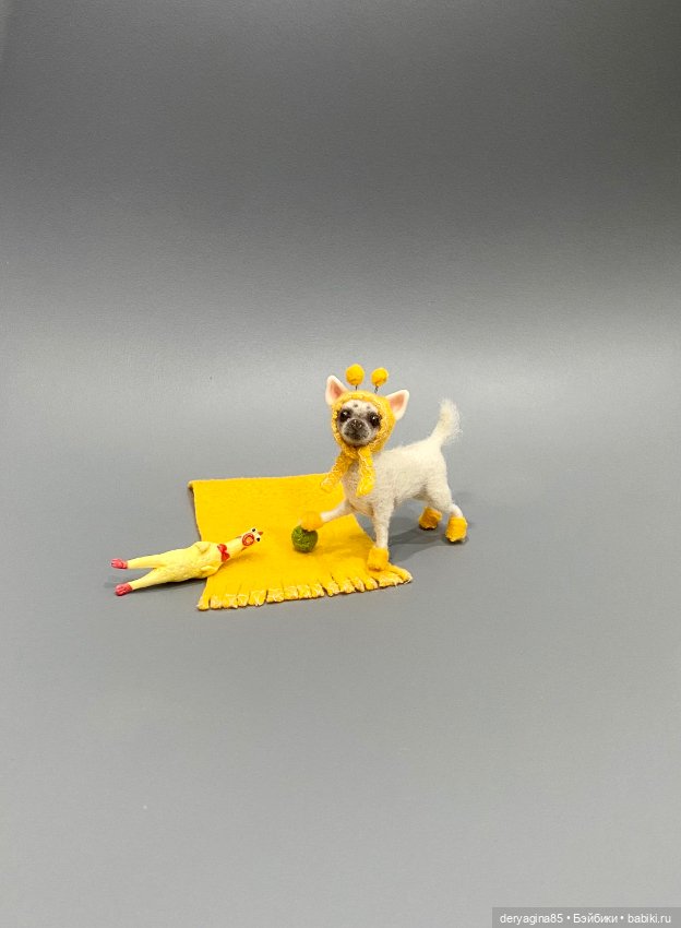 Чихуахуа в шапочке — Валяные игрушки из шерсти: сухое валяние (фото 9)