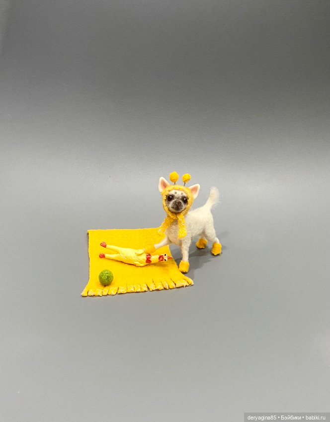 Чихуахуа в шапочке — Валяные игрушки из шерсти: сухое валяние (фото 7)