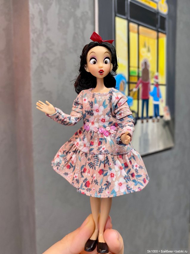 Прогулка Снежки — Куклы Disney Animators и Принцессы Диснея: Disney Store (фото 2)