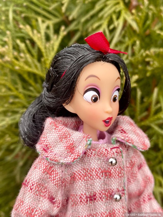 Прогулка Снежки — Куклы Disney Animators и Принцессы Диснея: Disney Store (фото 10)