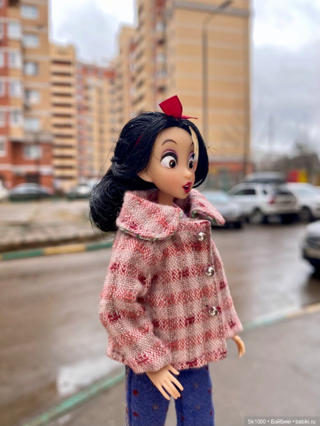 Прогулка Снежки — Куклы Disney Animators и Принцессы Диснея: Disney Store