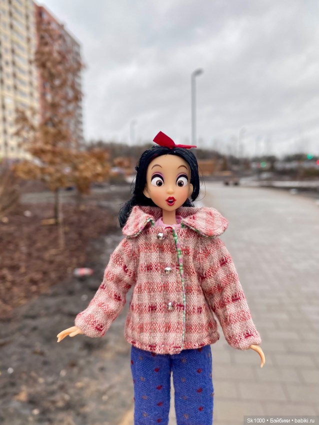 Прогулка Снежки — Куклы Disney Animators и Принцессы Диснея: Disney Store
